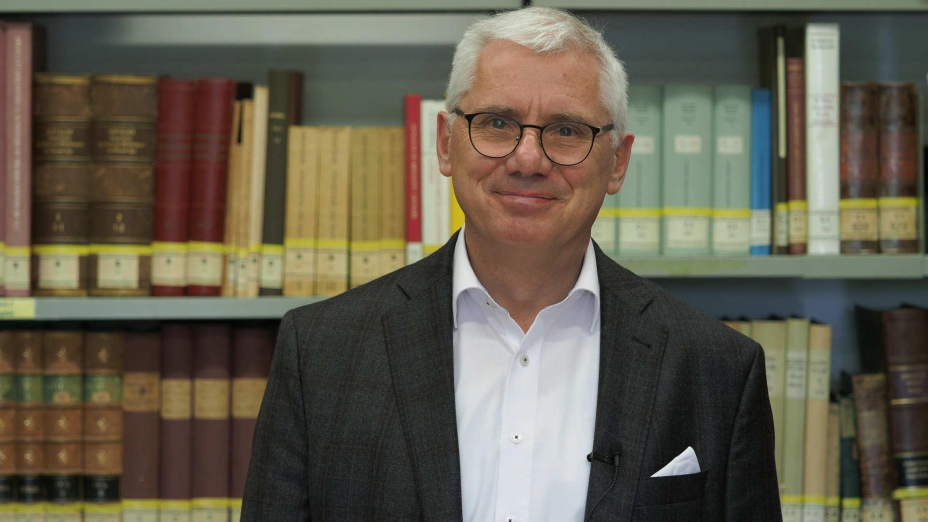 Prof. Dr. Bier, Kirchenrecht und Kirchliche Rechtsgeschichte